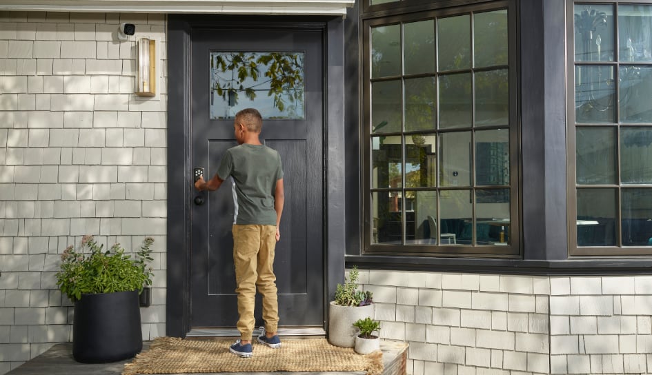 Vivint Smart Lock on home in Little Rock